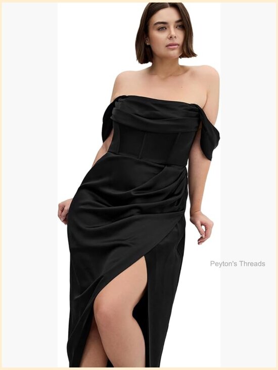 Dresses & Skirts - Curve-Hugging Off-Shoulder Maxi Dress with Boning